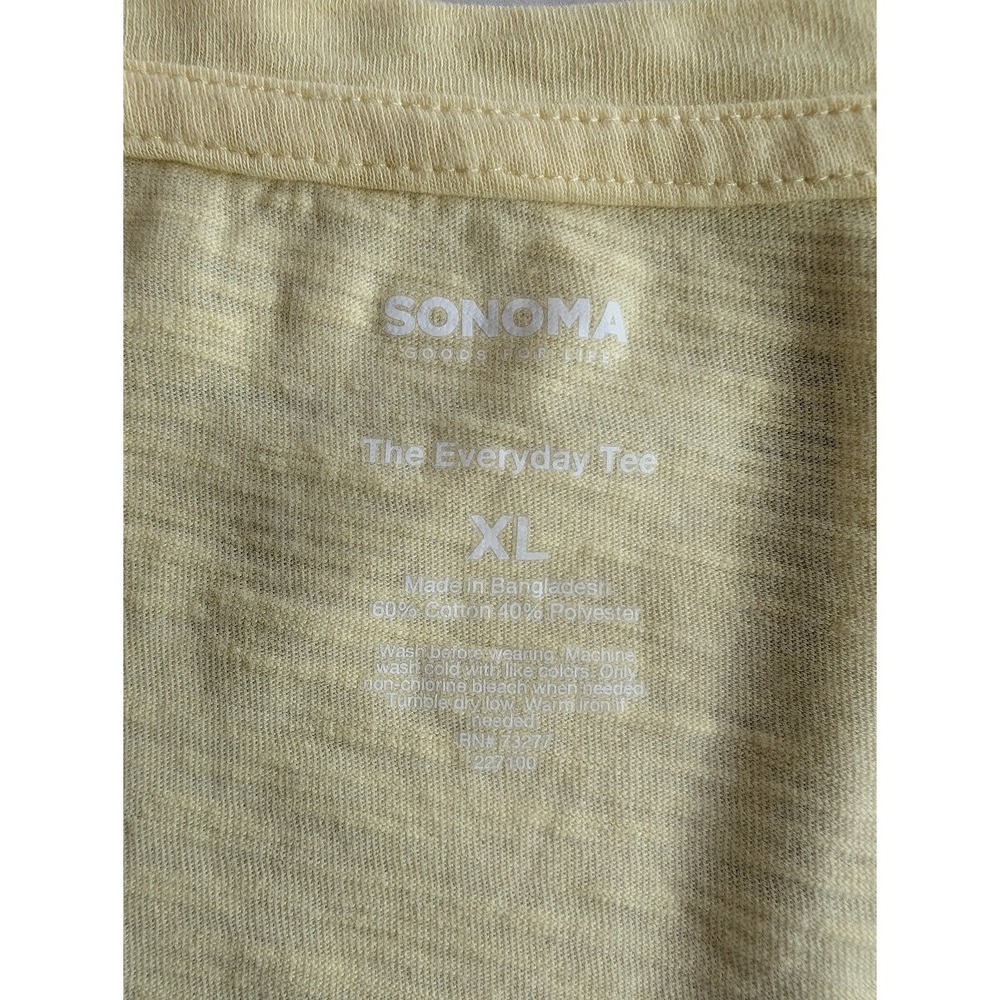 Sonoma Size XL The Everday Tee Light Yellow Womens Short Sleeve V Neck Top NWT - Picture 2 of 8